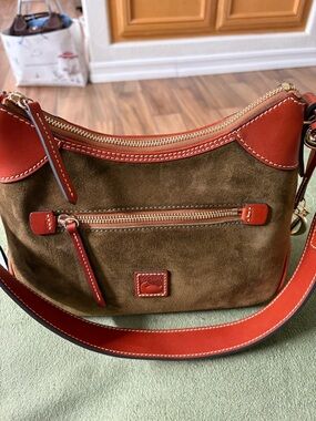 Dooney & Bourke green Suede Hobo Bag with brown Trim. NWT! Never used.
